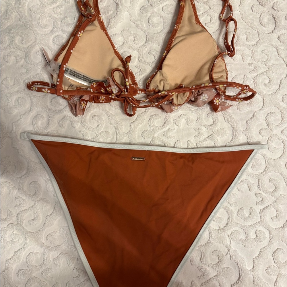 NWT Victoria’s Secret Swim Floral Triangle Bikini Ruffle Top Bikini Set S M - Picture 3 of 9
